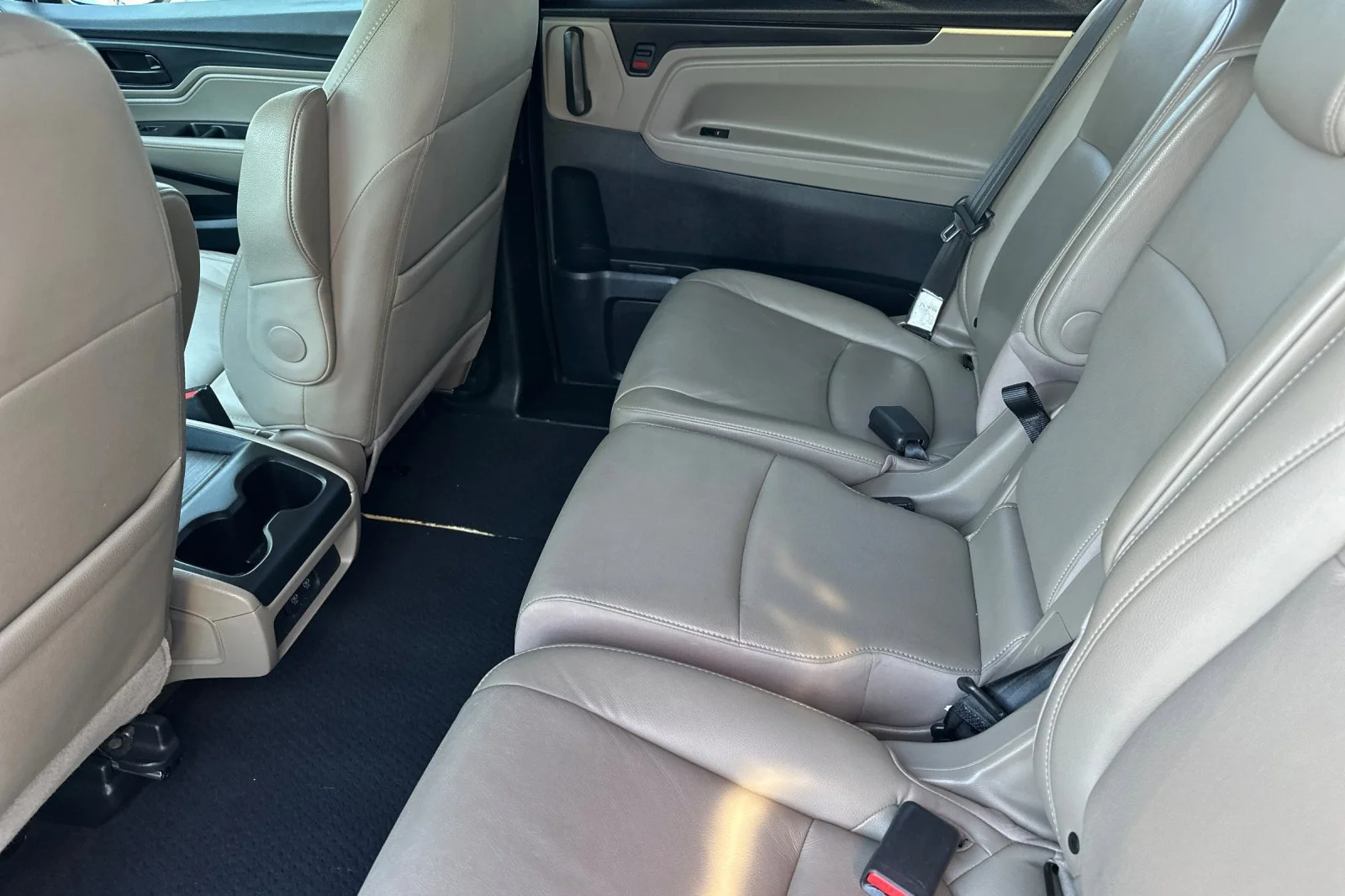 Used 2019 Red Honda EX-L image 12