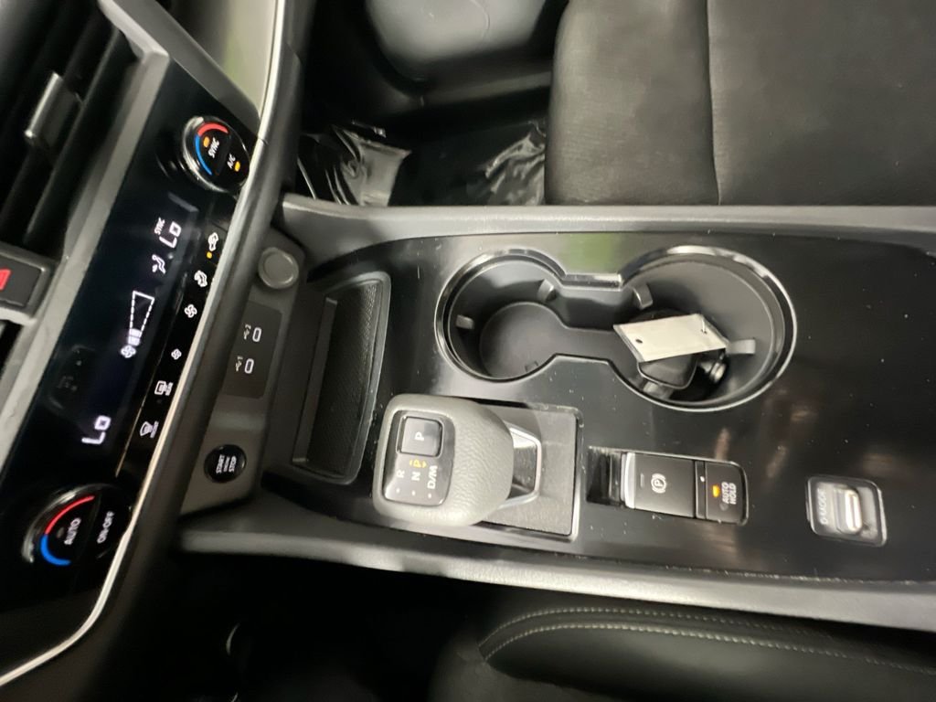 2025 Nissan Rogue SV - Photo 22