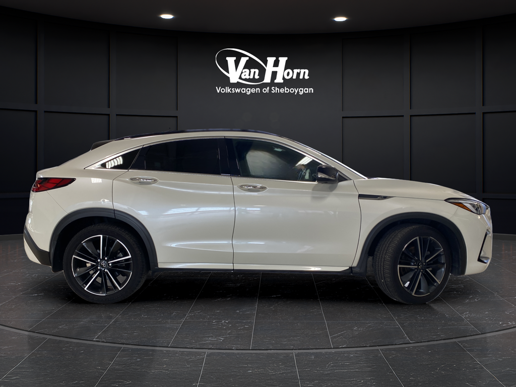Used 2023 Majestic White INFINITI ESSENTIAL image 8