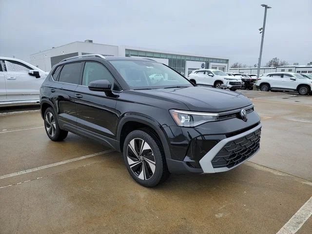 2026 Volkswagen Taos SE