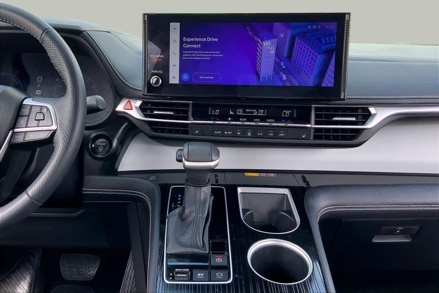 Used 2025 Ice Cap Toyota XSE image 7