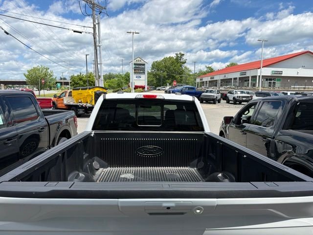 Used 2023 Oxford White Ford XLT image 8