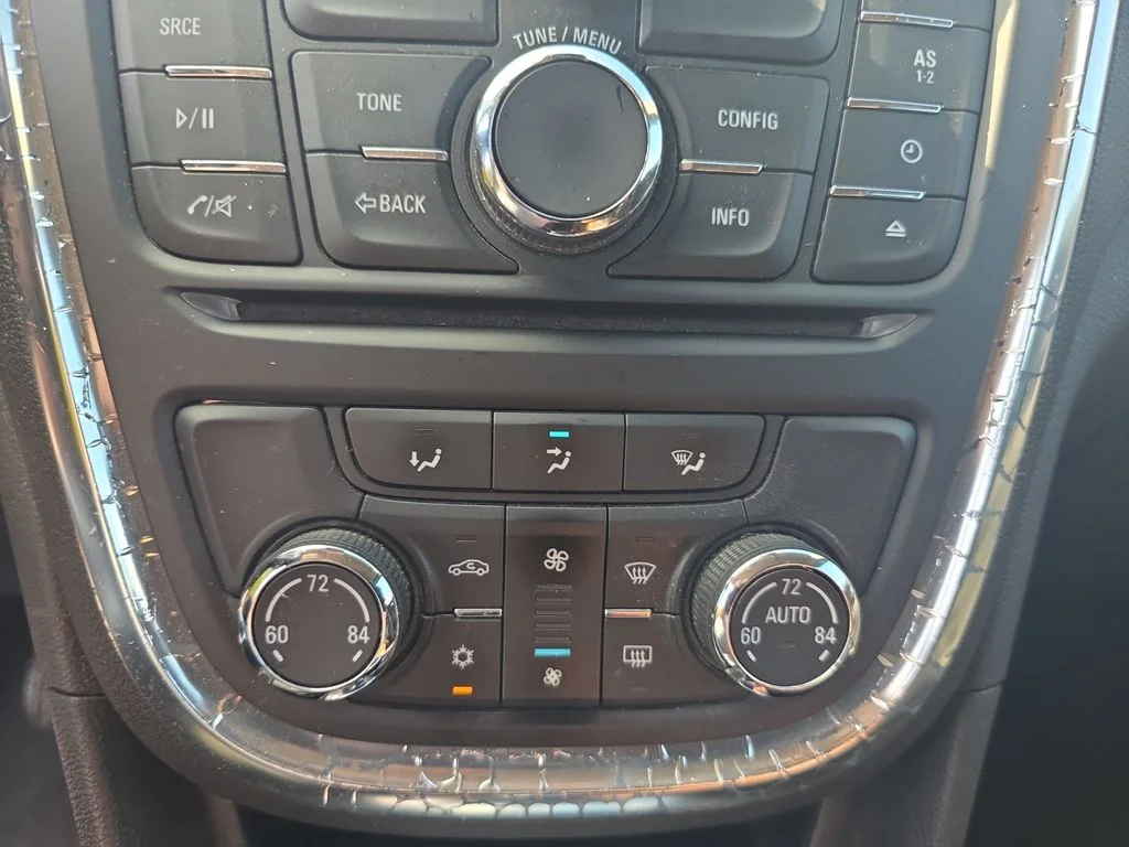 Used 2016 Red Buick Convenience image 17