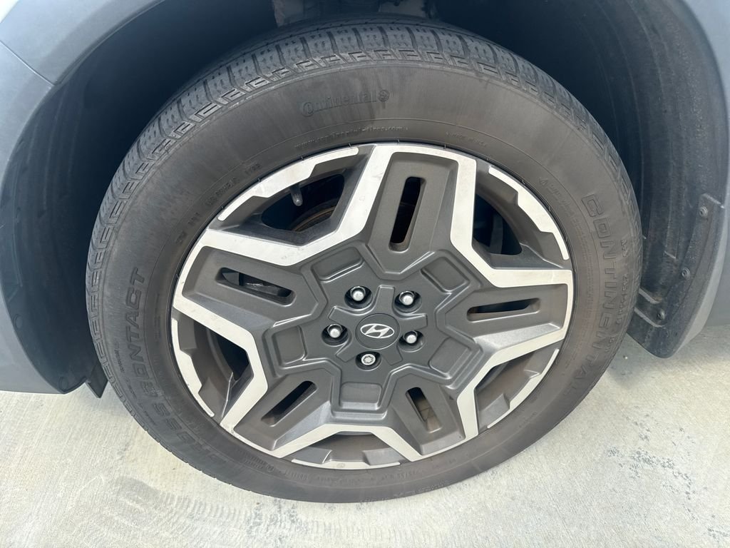 Used 2022 Gray Hyundai Limited image 11