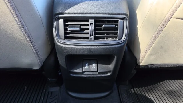 Used 2020  Honda EX-L image 12