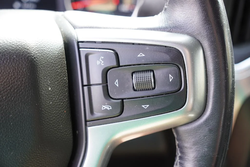 Used 2022 Silver Ice Metallic Chevrolet LTZ image 32