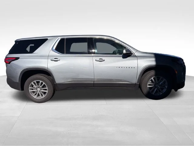 Used 2023 STERLING GRAY METALLIC Chevrolet LS image 7