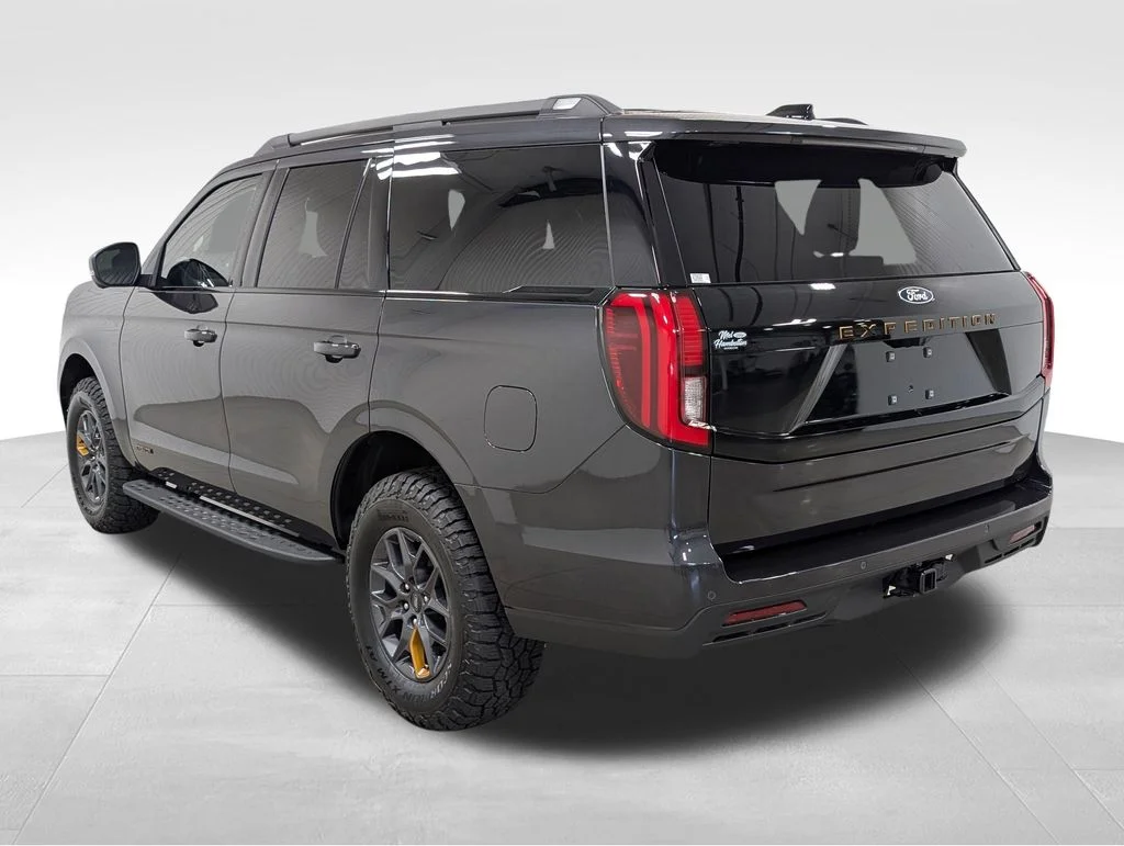New 2027 Dark Matter Gray Metallic Ford Tremor® image 27