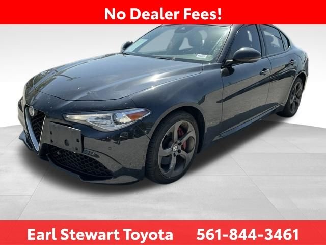 Used 2017 Black Alfa Romeo Base image 9
