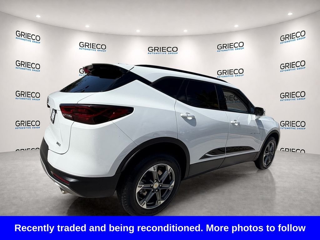 Used 2024 White Chevrolet LT image 7