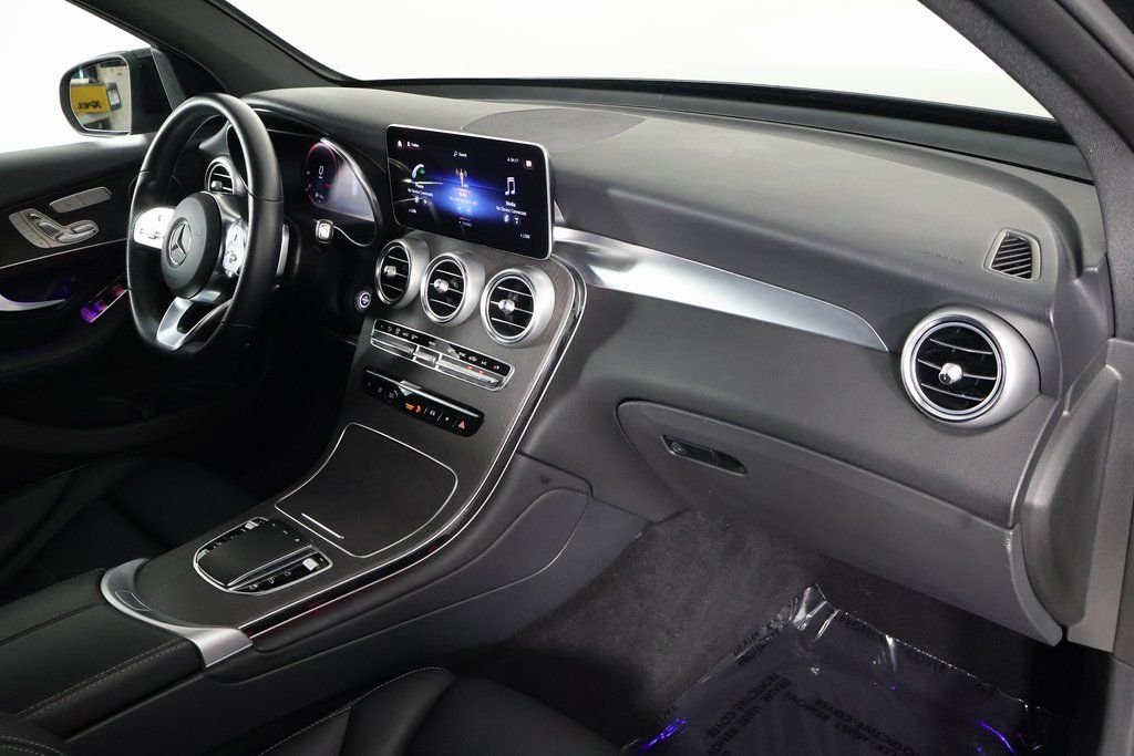 Certified Used 2022 Graphite Gray Metallic Mercedes-Benz GLC 300 image 9