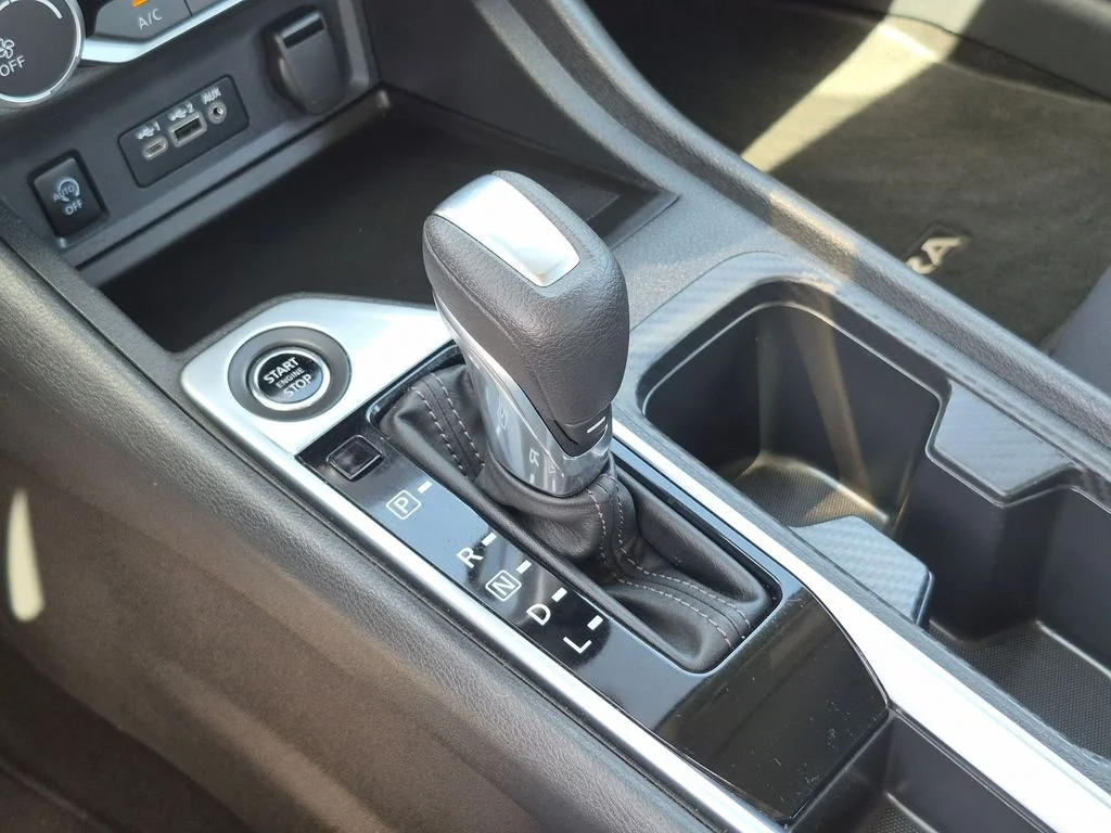 Used 2025 Blue Nissan SV image 15