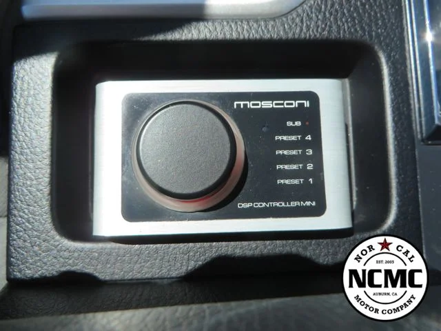 Used 2018 Silver Toyota SR5 image 33