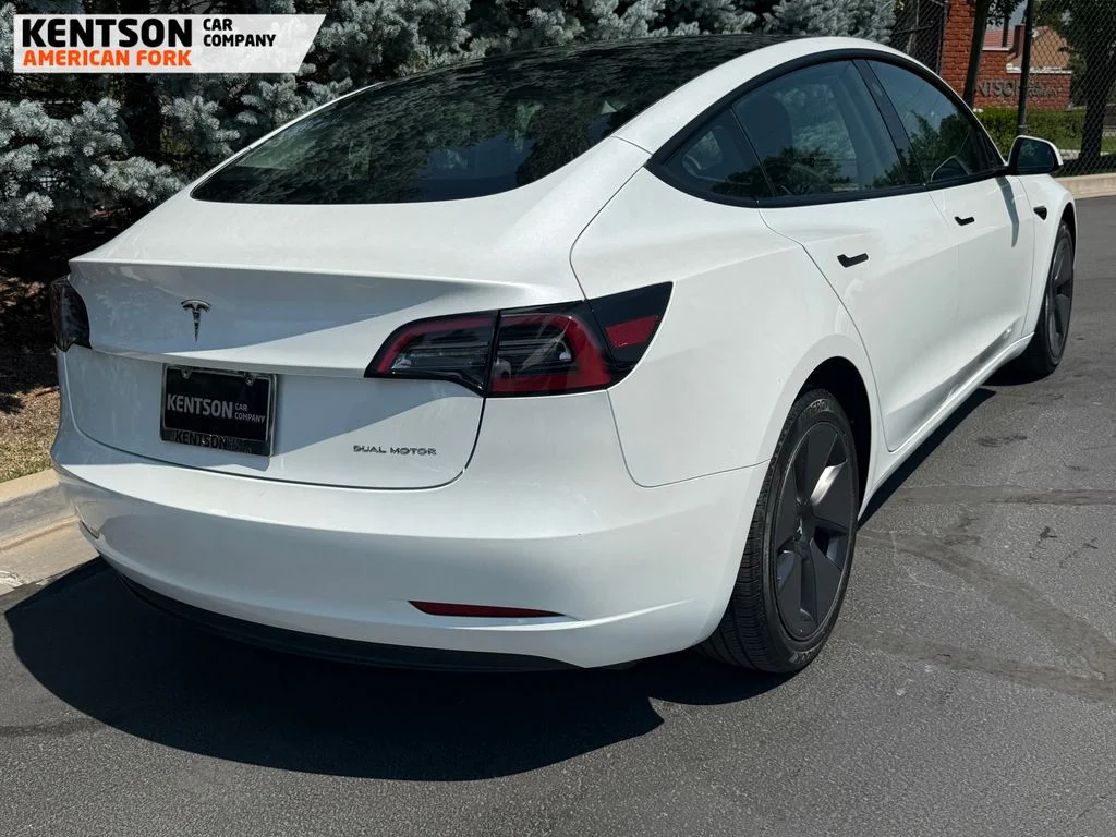 Used 2023 White Tesla Long Range image 8