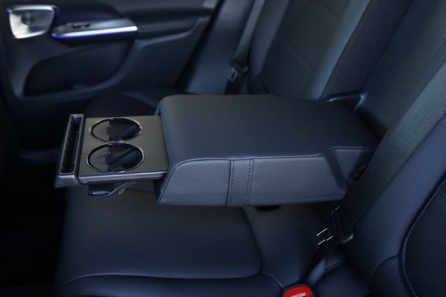 New 2026 Graphite Grey Metallic Mercedes-Benz GLC 300 image 58