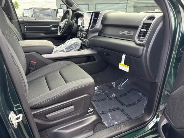 New 2026 Serrano-Green Metallic Exterior Paint RAM Big Horn image 9