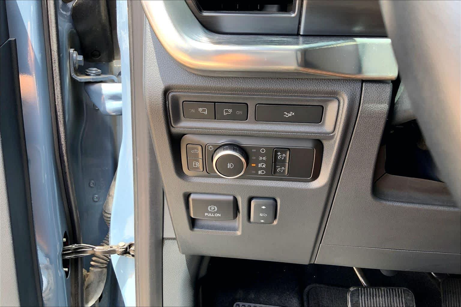 Certified Used 2023 Azure Gray Metallic Tri-Coat Ford LARIAT image 36