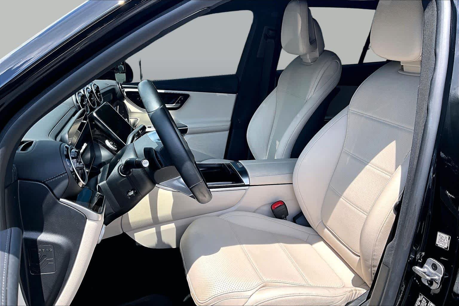 2024 Mercedes-Benz GLC 6