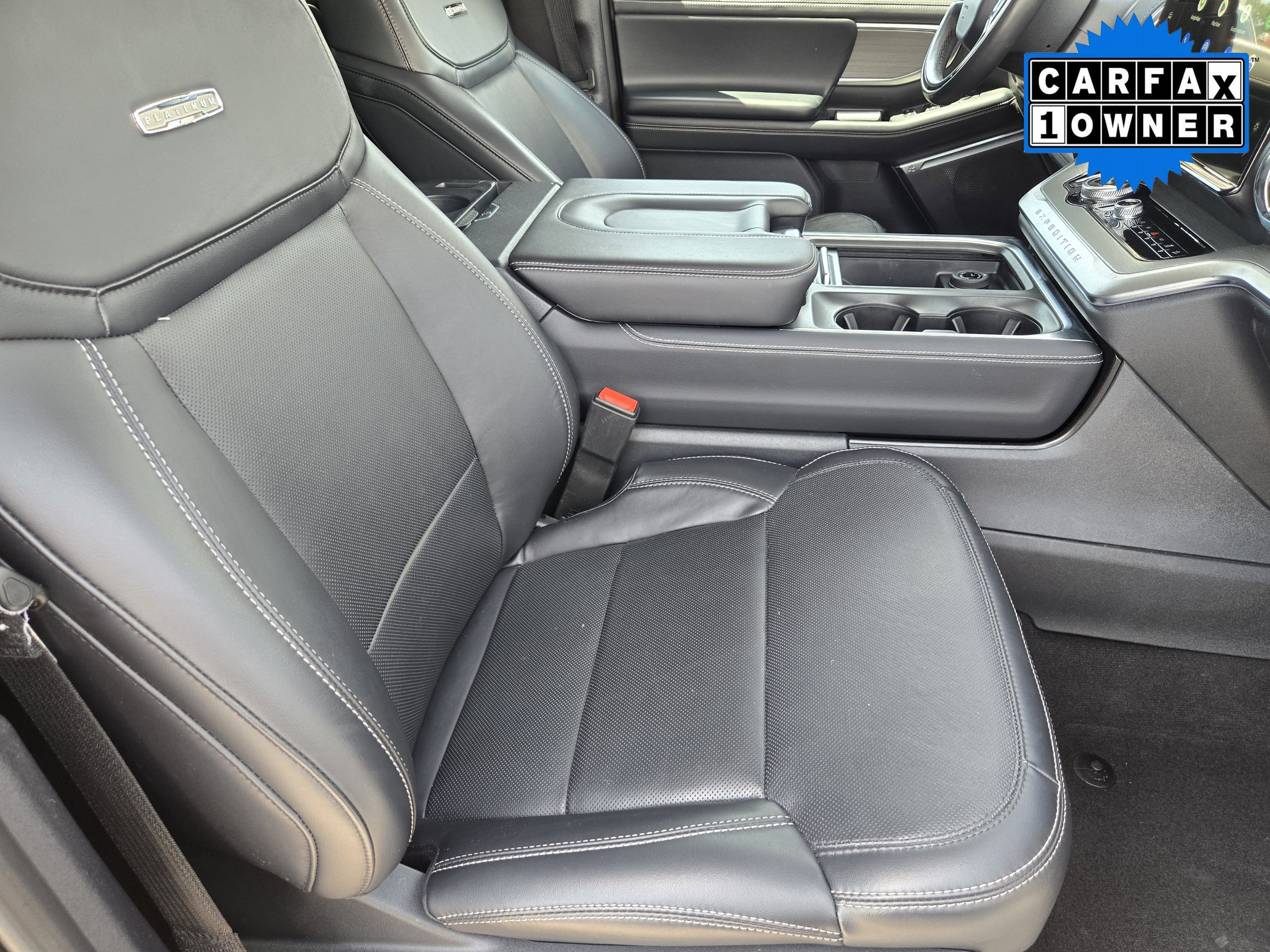 Certified Used 2025 Oxford White Ford Platinum image 12