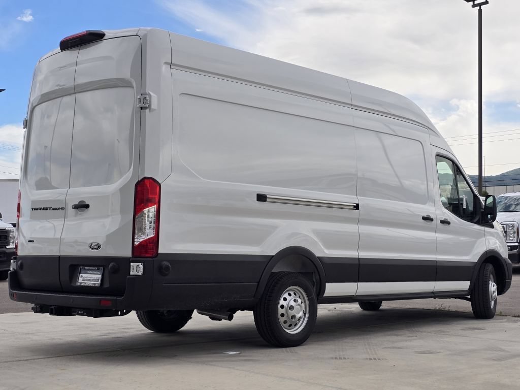 New 2026 Oxford White Ford XL image 24
