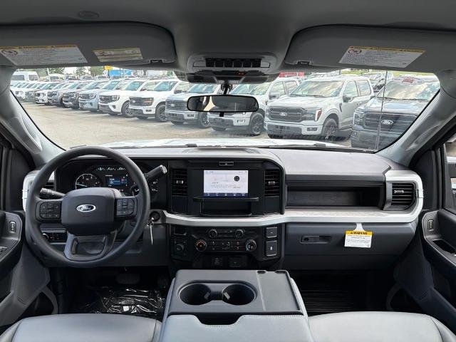 New 2026 Oxford White Ford F-350® XL image 24