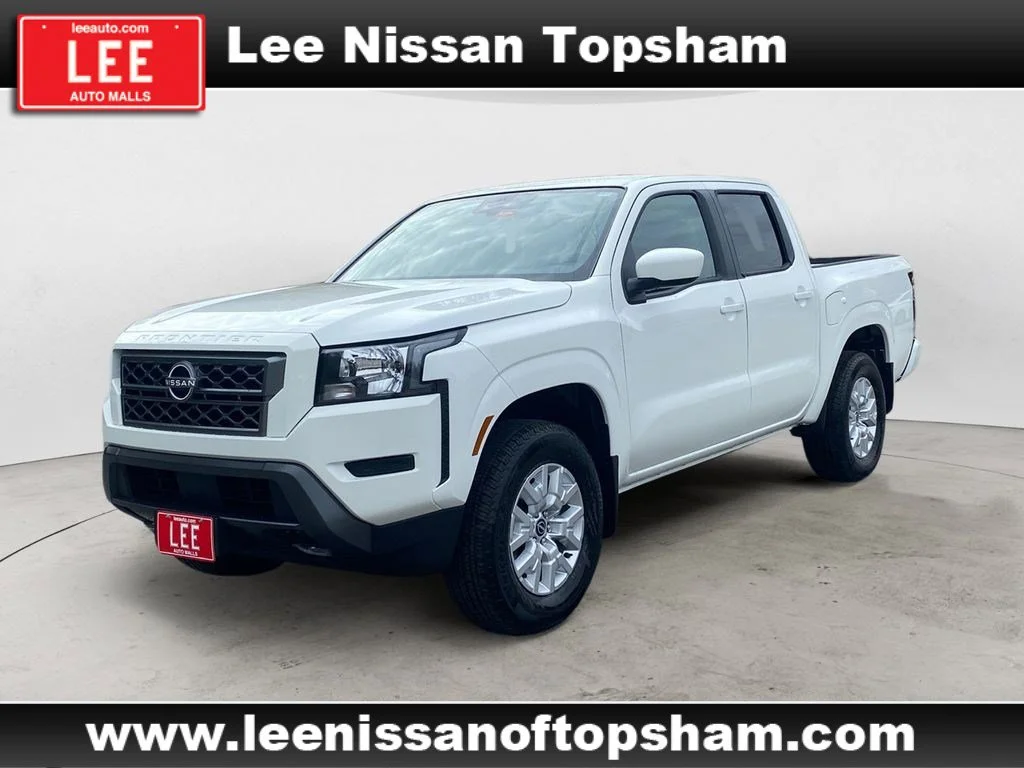 Certified Used 2023 Glacier White Nissan SV image 1
