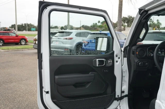 Used 2025 WHITE Jeep Mojave image 15