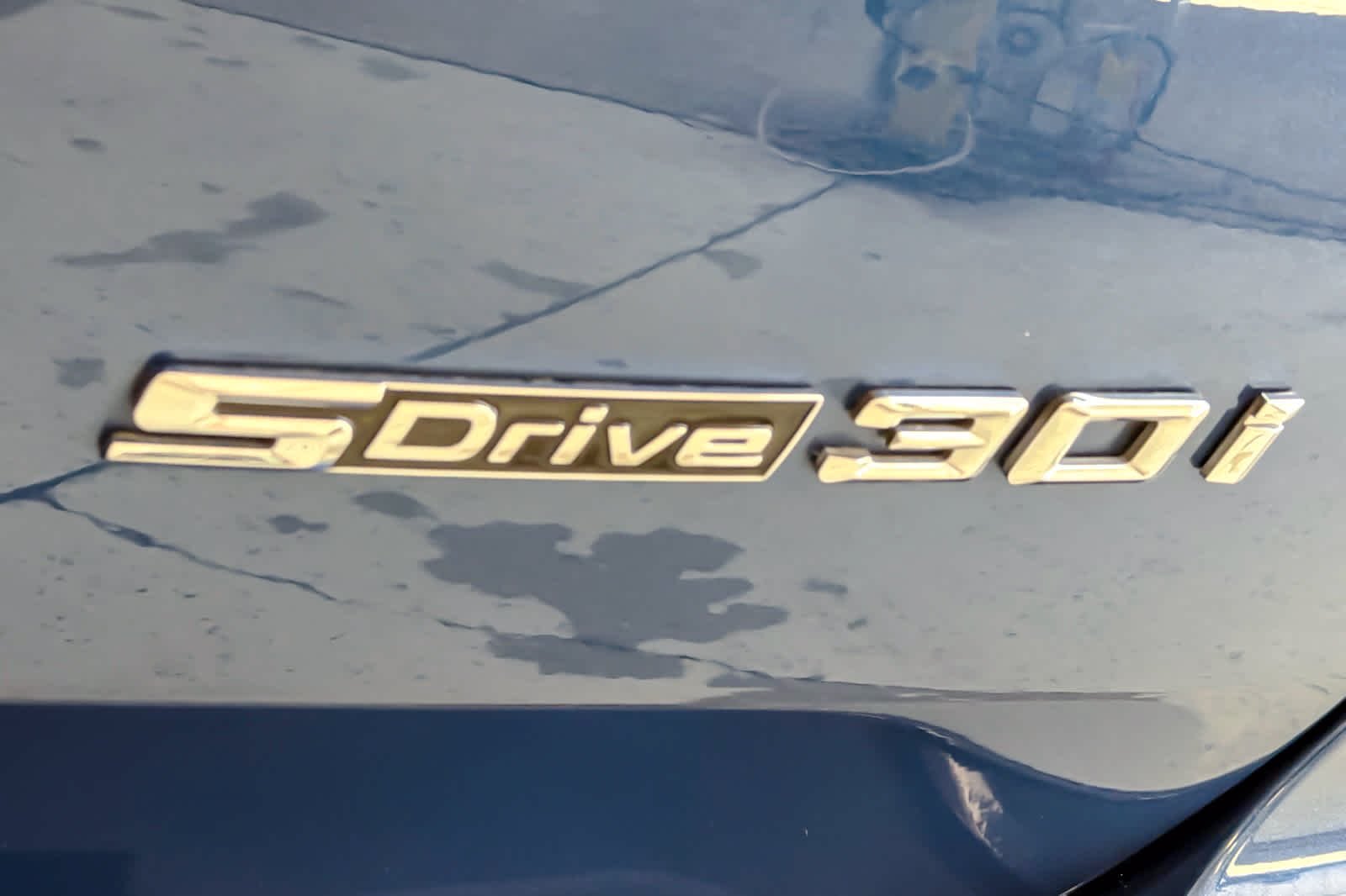 Used 2024 Phytonic Blue Metallic BMW sDrive30i image 28