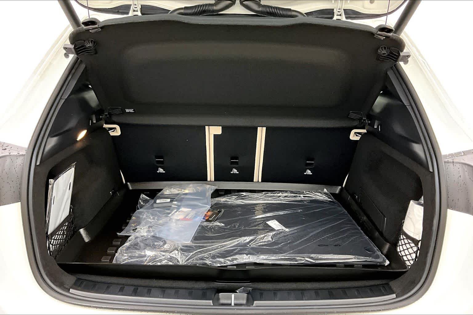 New 2026 Polar White Mercedes-Benz GLA 250 image 20