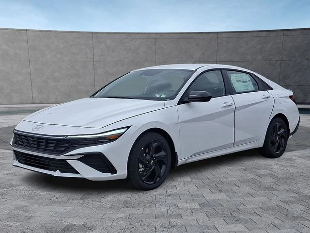 New 2026 White Hyundai SEL Sport image 3