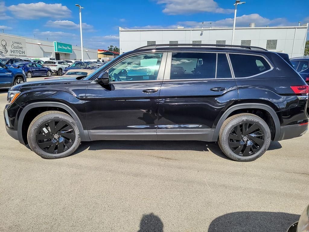 New 2026 Deep Black Pearl Volkswagen 2.0T SE w/Technology image 3