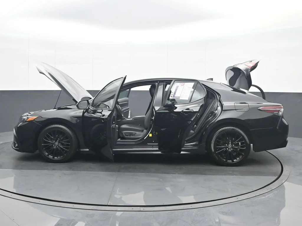 Used 2022 Black Toyota SE Nightshade image 37
