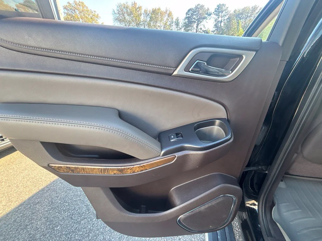 Used 2016 Black GMC Denali image 16