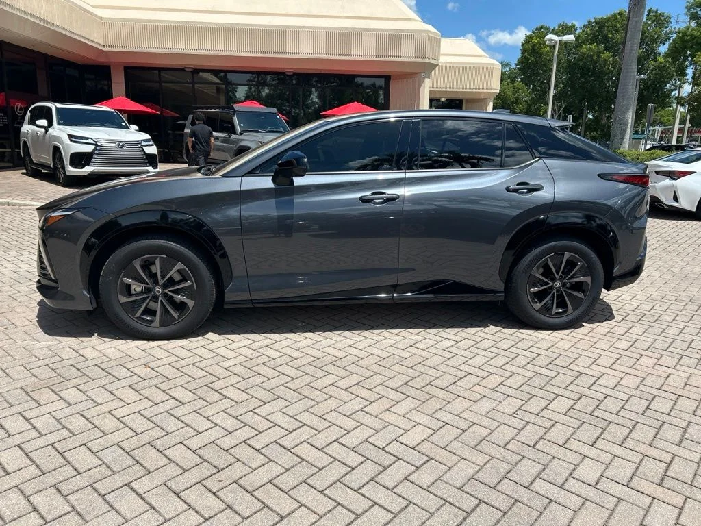 Certified Used 2026 Gray Lexus 350e Premium image 6