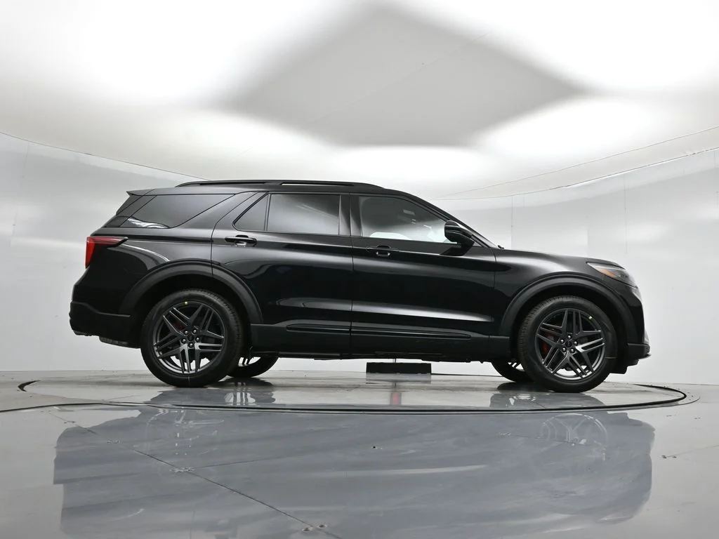 New 2026 Agate Black Metallic Ford ST image 50