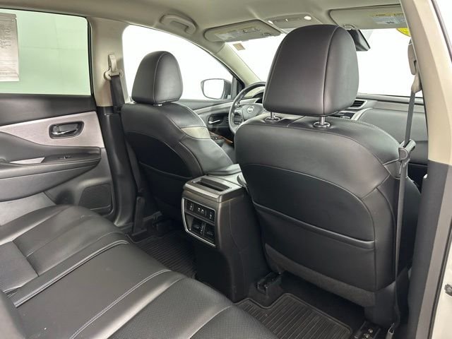 Used 2020 White Nissan SL image 27