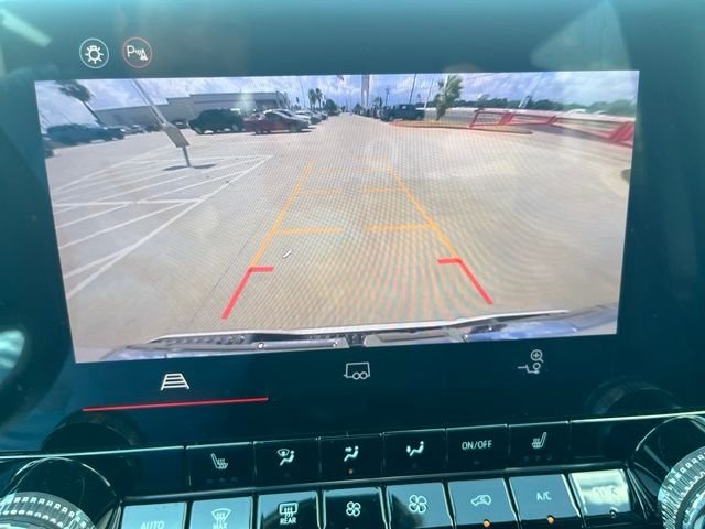 Used 2026 White GMC AT4 image 12