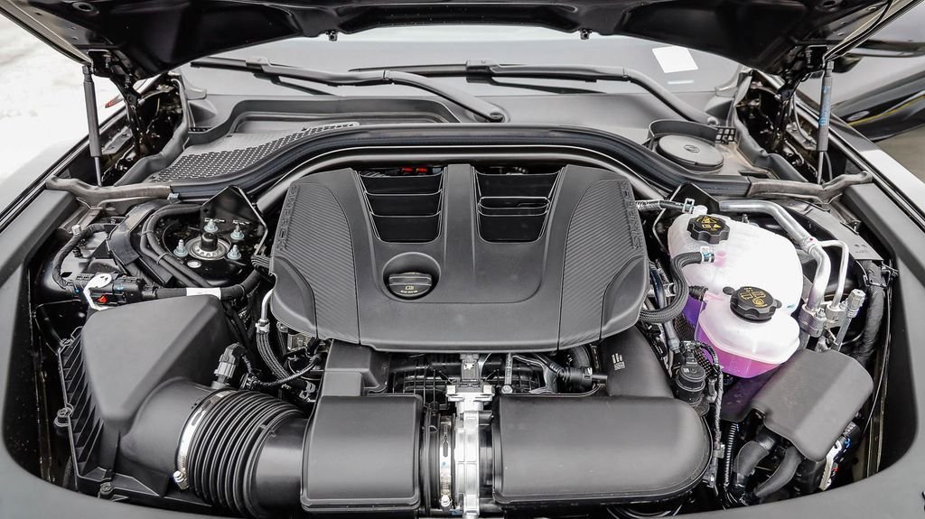 New 2026 Diamond Black Dodge R/T image 31