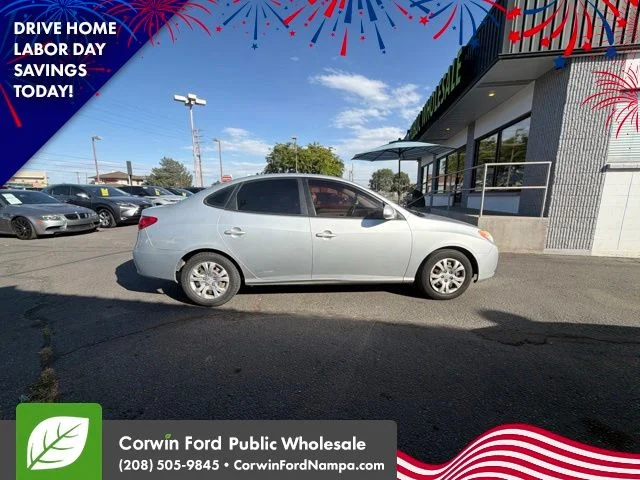 Used 2009 Quicksilver Metallic Hyundai  image 3