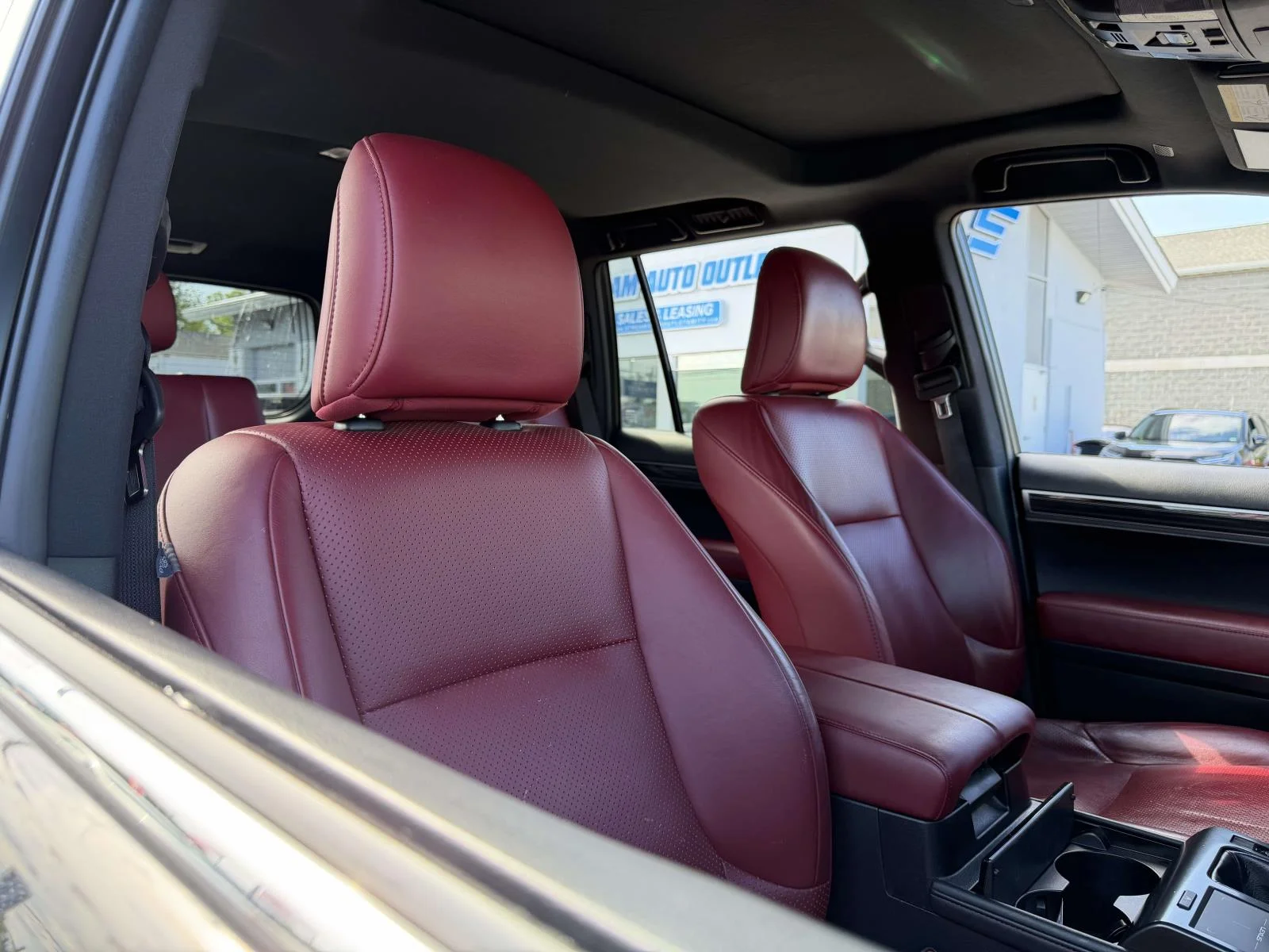 2023 Lexus GX LUXURY - Photo 8