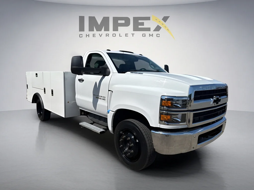 Used 2024 Summit White Chevrolet Work Truck image 8