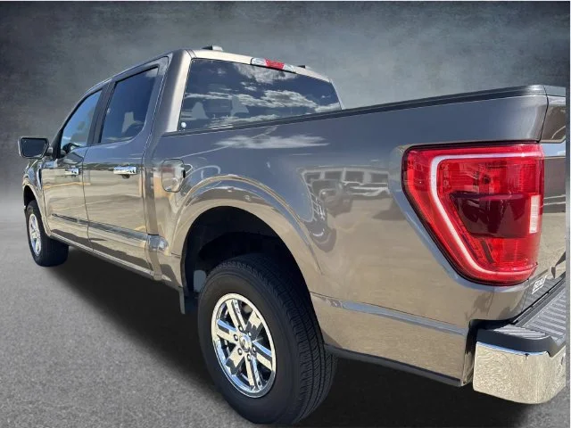 Used 2023 Gray Ford XLT image 16
