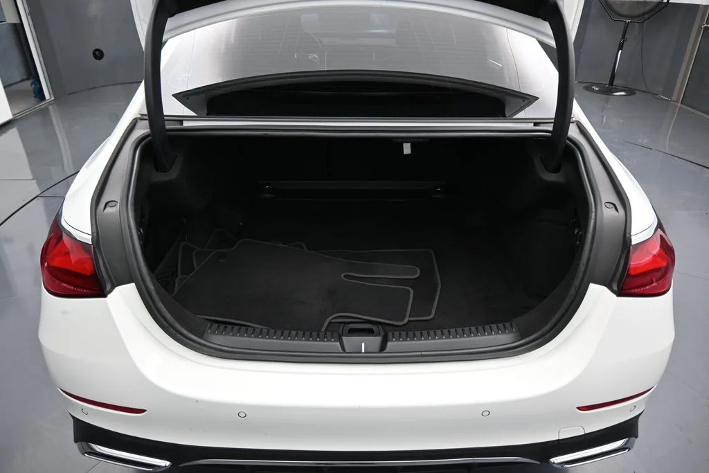 Used 2025 White Mercedes-Benz E 350 image 45