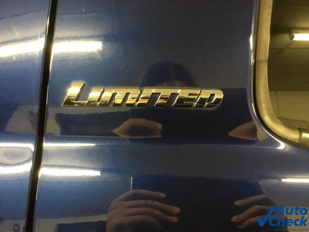 Used 2010 Blue Toyota Limited image 22