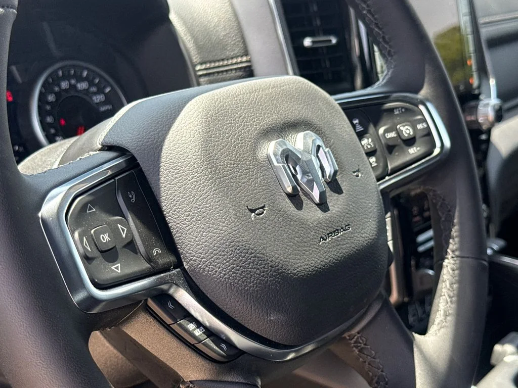 New 2026 Bright White Clear-Coat Exterior Paint RAM Laramie image 30