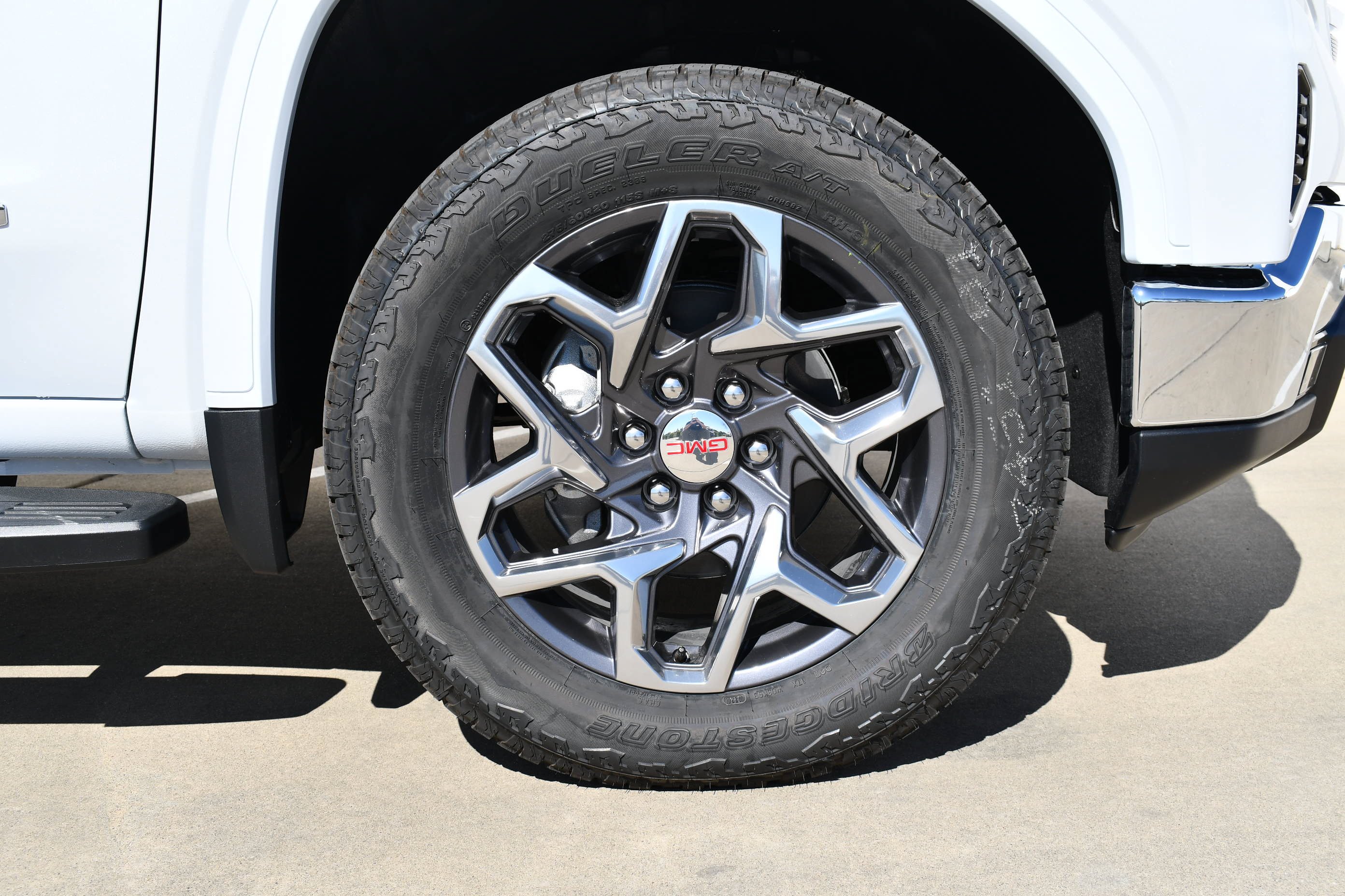New 2026 Glacier White Tricoat GMC SLT image 14