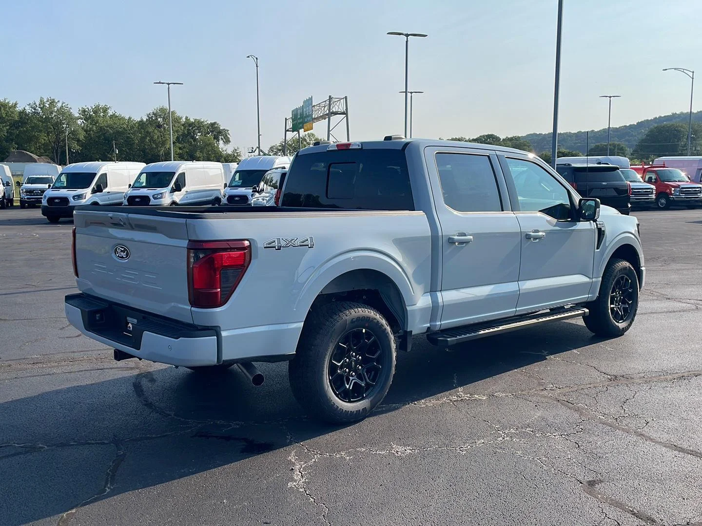 New 2026 Avalanche Ford XLT image 5