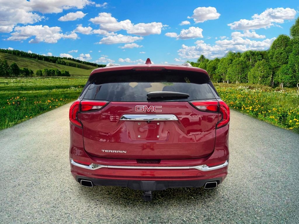 Used 2019 Red GMC Denali image 5