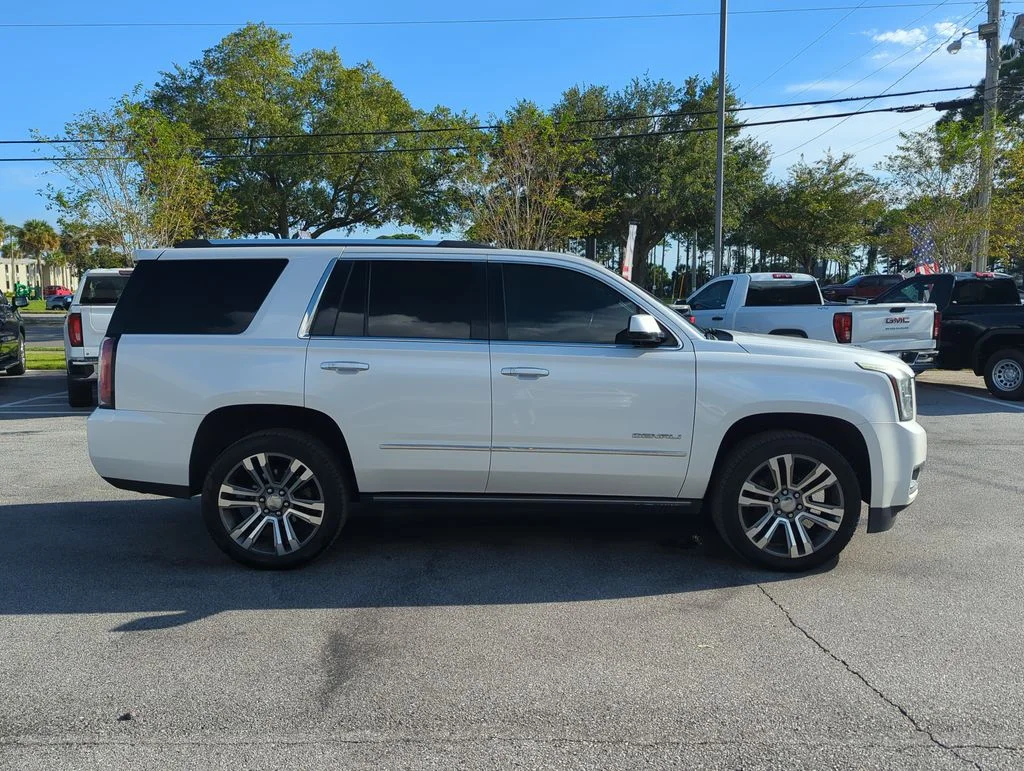 Used 2019 White GMC Denali image 7