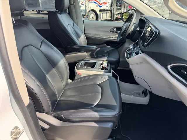 Certified Used 2023 White Chrysler Touring L image 14